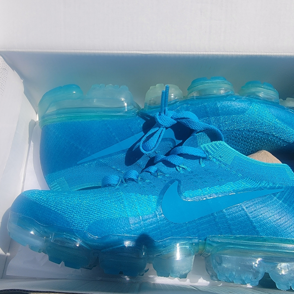 Nike Blue Athletic Soccer Cleats with Textured Upper